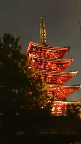 浅草寺の塔