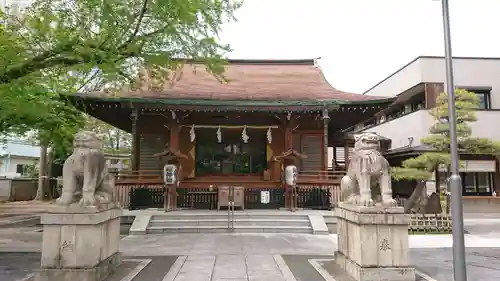 鎧神社の本殿・本堂