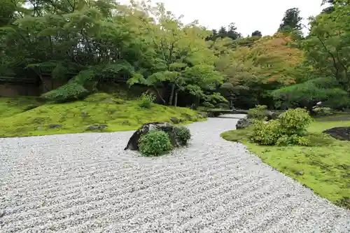 円通院の庭園