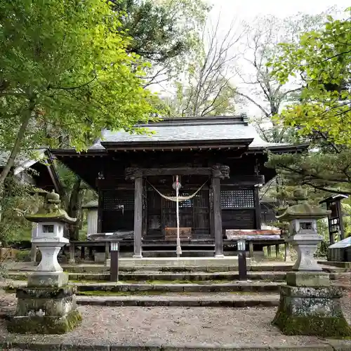  岳温泉神社 の本殿・本堂