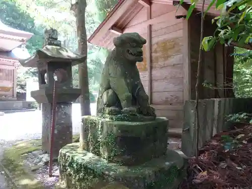 二上神社の狛犬