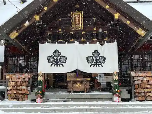 札幌諏訪神社の本殿・本堂