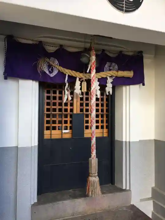 坂稲荷神社の本殿・本堂
