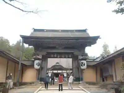 高野山金剛峯寺の山門・神門