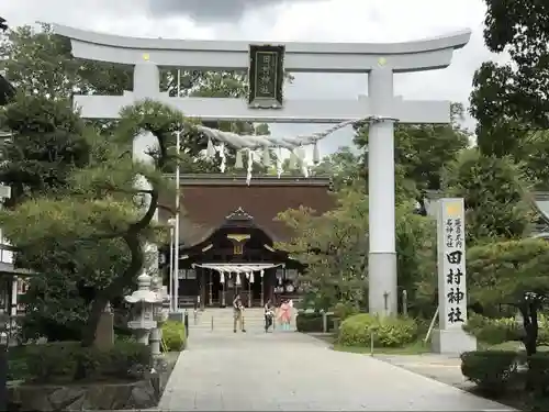 田村神社の鳥居