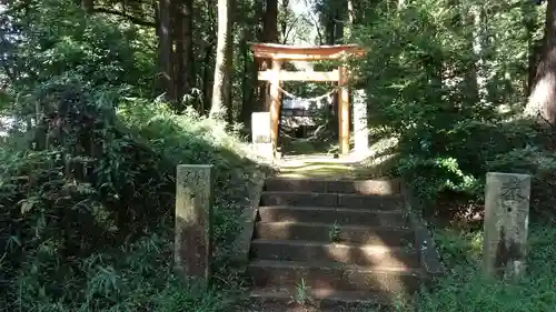 御霊神社の鳥居