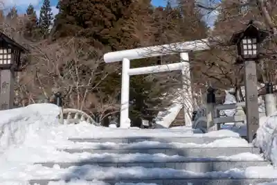 土津神社|こどもと出世の神さまの鳥居