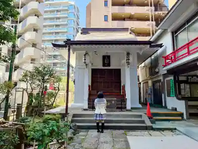 妻戀神社の本殿・本堂