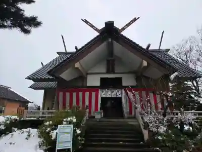 多久比禮志神社の{uncategorized: "未分類", other: "その他", undefined: "問題あり", building: "その他建物", grave: "お墓", sacred_gate: "鳥居", guardian: "狛犬", statue: "像", buddha: "仏像", history: "歴史", nature: "自然", garden: "庭園", animal: "動物", pagoda: "塔", temizu: "手水舎", mountain_gate: "山門・神門", sanctuary: "本殿・本堂", subordinate: "末社・摂社", art: "芸術", scenery: "景色", jizo: "地蔵", ema: "絵馬", goshuin: "御朱印", omikuji: "おみくじ", items: "授与品その他", amulet: "お守り", goshuincho: "御朱印帳", eats: "食事", festival: "お祭り", votive_dance: "神楽", shichigosan: "七五三参", wedding: "結婚式", experience: "体験その他", initially: "初詣", around: "周辺", anti_infection: "感染症対策"}