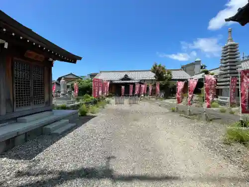 蓮泉寺(滋賀県)