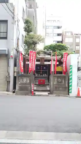 太郎稲荷神社の本殿