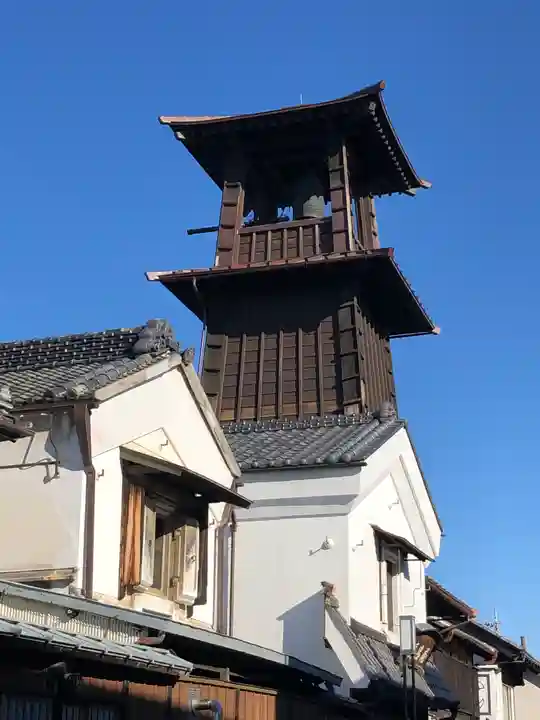 雪塚稲荷神社の周辺