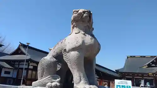 山形縣護國神社の狛犬