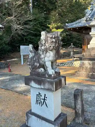 冨士浅間宮の{uncategorized: "未分類", other: "その他", undefined: "問題あり", building: "その他建物", grave: "お墓", sacred_gate: "鳥居", guardian: "狛犬", statue: "像", buddha: "仏像", history: "歴史", nature: "自然", garden: "庭園", animal: "動物", pagoda: "塔", temizu: "手水舎", mountain_gate: "山門・神門", sanctuary: "本殿・本堂", subordinate: "末社・摂社", art: "芸術", scenery: "景色", jizo: "地蔵", ema: "絵馬", goshuin: "御朱印", omikuji: "おみくじ", items: "授与品その他", amulet: "お守り", goshuincho: "御朱印帳", eats: "食事", festival: "お祭り", votive_dance: "神楽", shichigosan: "七五三参", wedding: "結婚式", experience: "体験その他", initially: "初詣", around: "周辺", anti_infection: "感染症対策"}