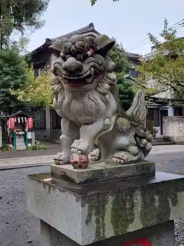 くまくま神社(導きの社 熊野町熊野神社)の狛犬