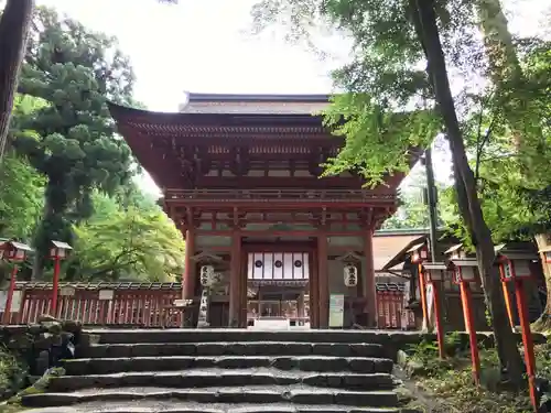 日吉大社の山門