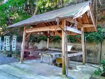 林若子社の手水舎