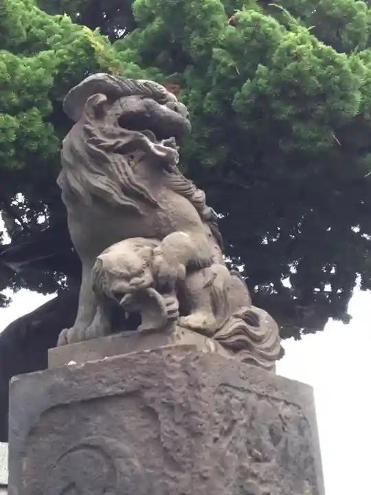 森戸大明神(森戸神社)の狛犬