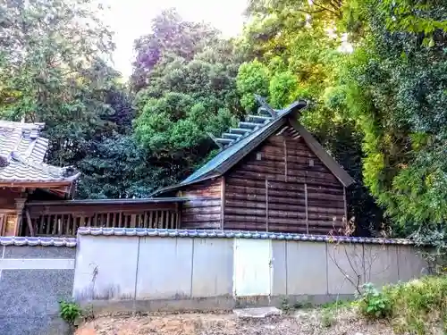 板山神社の本殿