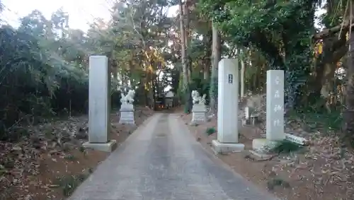 甕森神社の建物その他