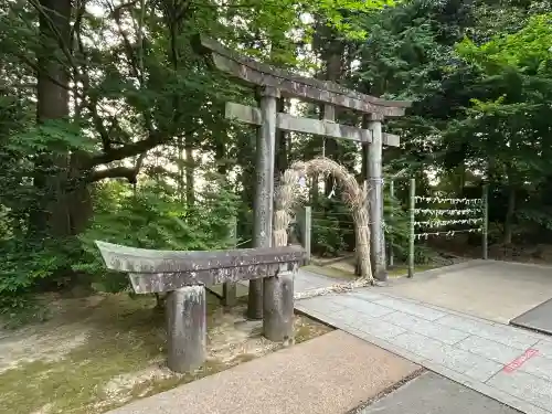 旦飯野神社(新潟県)