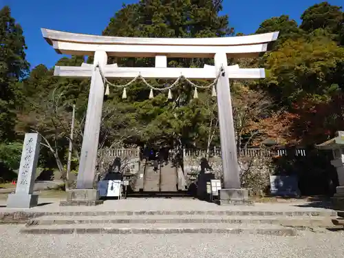 戸隠神社中社の鳥居