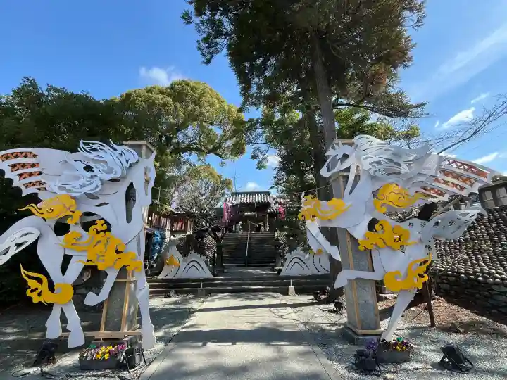 福島八幡宮の{uncategorized: "未分類", other: "その他", undefined: "問題あり", building: "その他建物", grave: "お墓", sacred_gate: "鳥居", guardian: "狛犬", statue: "像", buddha: "仏像", history: "歴史", nature: "自然", garden: "庭園", animal: "動物", pagoda: "塔", temizu: "手水舎", mountain_gate: "山門・神門", sanctuary: "本殿・本堂", subordinate: "末社・摂社", art: "芸術", scenery: "景色", jizo: "地蔵", ema: "絵馬", goshuin: "御朱印", omikuji: "おみくじ", items: "授与品その他", amulet: "お守り", goshuincho: "御朱印帳", eats: "食事", festival: "お祭り", votive_dance: "神楽", shichigosan: "七五三参", wedding: "結婚式", experience: "体験その他", initially: "初詣", around: "周辺", anti_infection: "感染症対策"}