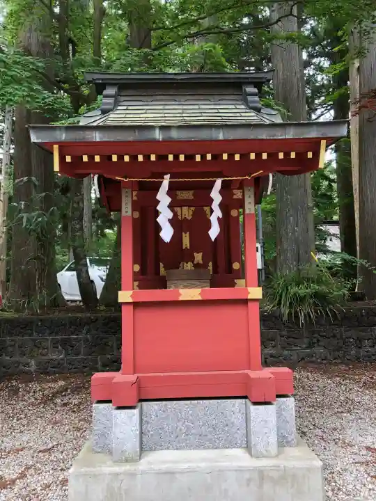 北口本宮冨士浅間神社の{uncategorized: "未分類", other: "その他", undefined: "問題あり", building: "その他建物", grave: "お墓", sacred_gate: "鳥居", guardian: "狛犬", statue: "像", buddha: "仏像", history: "歴史", nature: "自然", garden: "庭園", animal: "動物", pagoda: "塔", temizu: "手水舎", mountain_gate: "山門・神門", sanctuary: "本殿・本堂", subordinate: "末社・摂社", art: "芸術", scenery: "景色", jizo: "地蔵", ema: "絵馬", goshuin: "御朱印", omikuji: "おみくじ", items: "授与品その他", amulet: "お守り", goshuincho: "御朱印帳", eats: "食事", festival: "お祭り", votive_dance: "神楽", shichigosan: "七五三参", wedding: "結婚式", experience: "体験その他", initially: "初詣", around: "周辺", anti_infection: "感染症対策"}