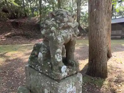 熊野神社の狛犬