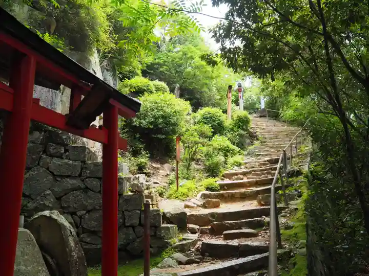 一乗寺の{uncategorized: "未分類", other: "その他", undefined: "問題あり", building: "その他建物", grave: "お墓", sacred_gate: "鳥居", guardian: "狛犬", statue: "像", buddha: "仏像", history: "歴史", nature: "自然", garden: "庭園", animal: "動物", pagoda: "塔", temizu: "手水舎", mountain_gate: "山門・神門", sanctuary: "本殿・本堂", subordinate: "末社・摂社", art: "芸術", scenery: "景色", jizo: "地蔵", ema: "絵馬", goshuin: "御朱印", omikuji: "おみくじ", items: "授与品その他", amulet: "お守り", goshuincho: "御朱印帳", eats: "食事", festival: "お祭り", votive_dance: "神楽", shichigosan: "七五三参", wedding: "結婚式", experience: "体験その他", initially: "初詣", around: "周辺", anti_infection: "感染症対策"}