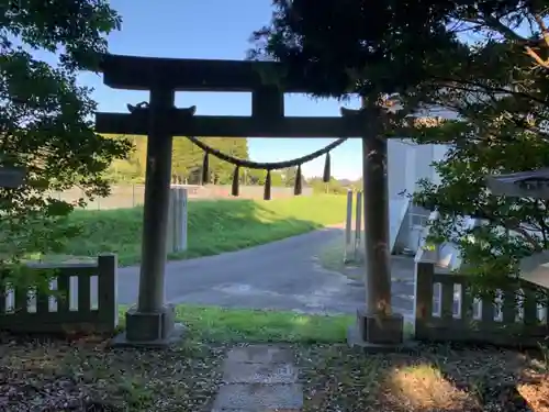 豊榮神社の鳥居