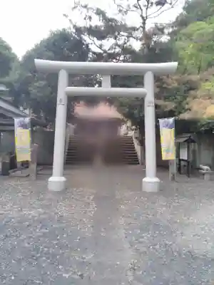 亀岡八幡宮の鳥居
