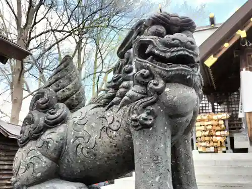 札幌諏訪神社の狛犬