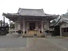 荘厳寺の本殿