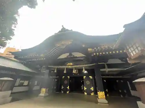 穴八幡宮の本殿・本堂