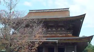 金峯山寺の本殿・本堂