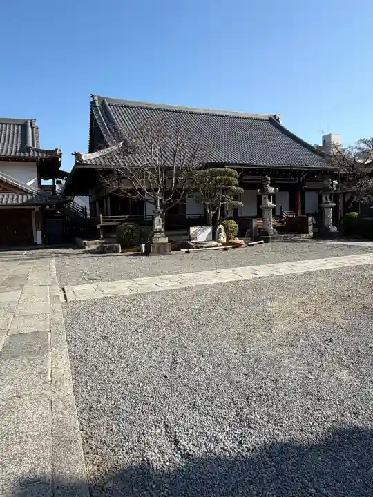 清浄華院の{uncategorized: "未分類", other: "その他", undefined: "問題あり", building: "その他建物", grave: "お墓", sacred_gate: "鳥居", guardian: "狛犬", statue: "像", buddha: "仏像", history: "歴史", nature: "自然", garden: "庭園", animal: "動物", pagoda: "塔", temizu: "手水舎", mountain_gate: "山門・神門", sanctuary: "本殿・本堂", subordinate: "末社・摂社", art: "芸術", scenery: "景色", jizo: "地蔵", ema: "絵馬", goshuin: "御朱印", omikuji: "おみくじ", items: "授与品その他", amulet: "お守り", goshuincho: "御朱印帳", eats: "食事", festival: "お祭り", votive_dance: "神楽", shichigosan: "七五三参", wedding: "結婚式", experience: "体験その他", initially: "初詣", around: "周辺", anti_infection: "感染症対策"}