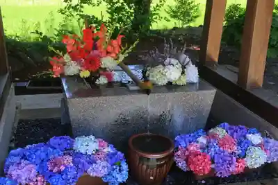 高司神社〜むすびの神の鎮まる社〜の手水舎