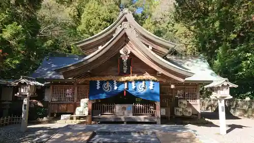 若宮八幡宮の本殿・本堂