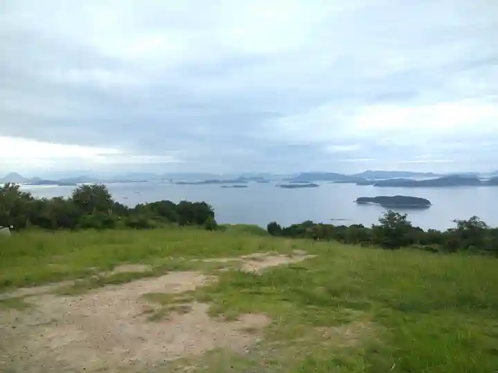 鴻八幡宮の周辺