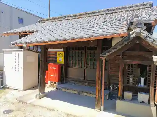 神明神社　石地蔵堂の末社・摂社