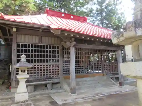 初鹿野諏訪神社の本殿