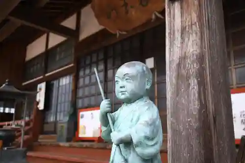 薬師寺の本殿・本堂