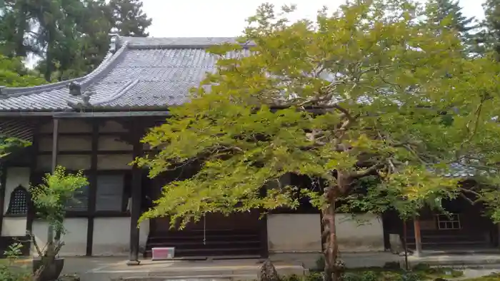 吸湖山　青岸寺の建物その他