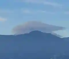 差出磯大嶽山神社 仕事と健康と厄よけの神さまの景色