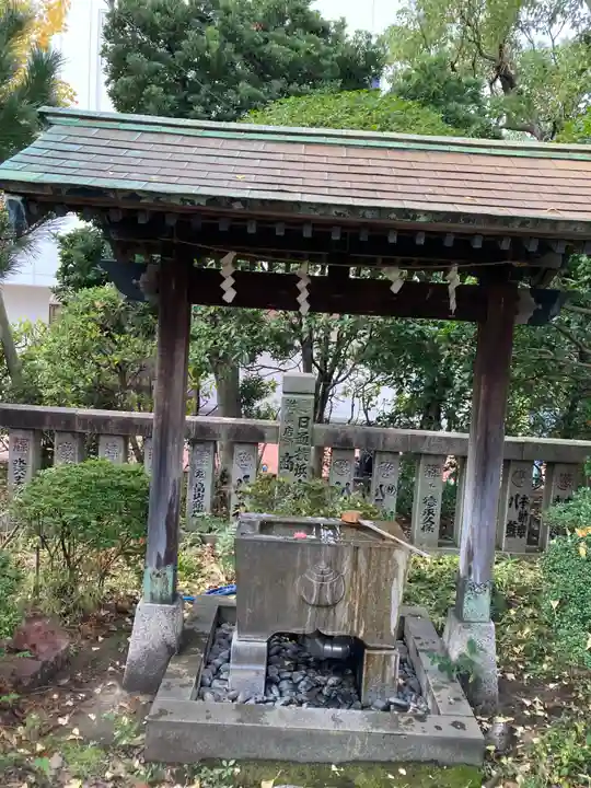 伏見市場稲荷大神(神奈川県)