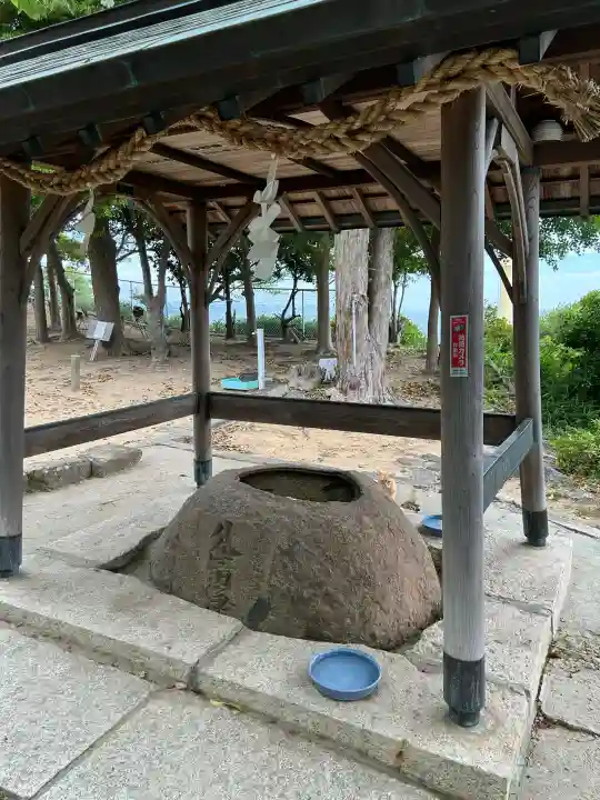 五香宮の{uncategorized: "未分類", other: "その他", undefined: "問題あり", building: "その他建物", grave: "お墓", sacred_gate: "鳥居", guardian: "狛犬", statue: "像", buddha: "仏像", history: "歴史", nature: "自然", garden: "庭園", animal: "動物", pagoda: "塔", temizu: "手水舎", mountain_gate: "山門・神門", sanctuary: "本殿・本堂", subordinate: "末社・摂社", art: "芸術", scenery: "景色", jizo: "地蔵", ema: "絵馬", goshuin: "御朱印", omikuji: "おみくじ", items: "授与品その他", amulet: "お守り", goshuincho: "御朱印帳", eats: "食事", festival: "お祭り", votive_dance: "神楽", shichigosan: "七五三参", wedding: "結婚式", experience: "体験その他", initially: "初詣", around: "周辺", anti_infection: "感染症対策"}