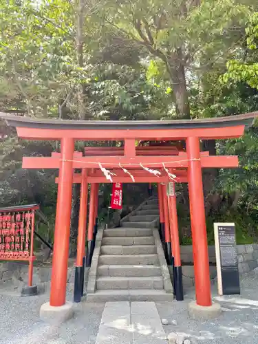 鶴岡八幡宮の鳥居