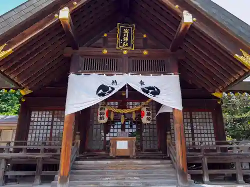 滝川神社の本殿