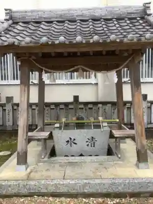 橿森神社の手水舎